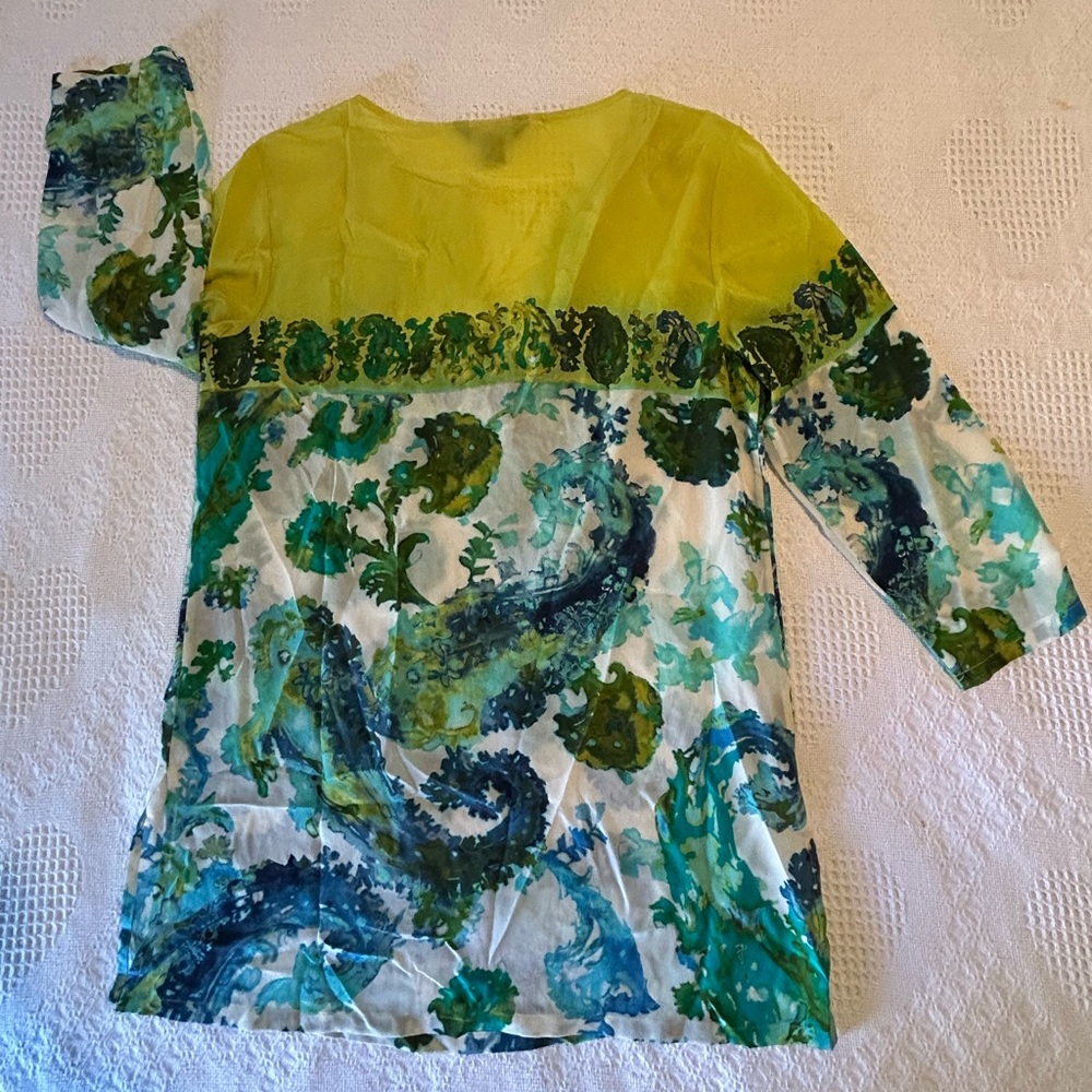 Tunic - Picture 2 of 11